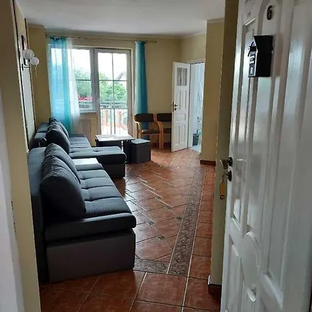 5D Apartamenty Hexagon Pok. 6 *